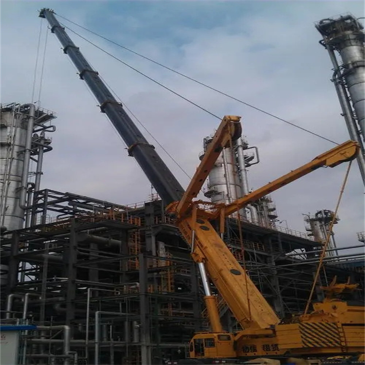 黄潭镇吊板房的吊车