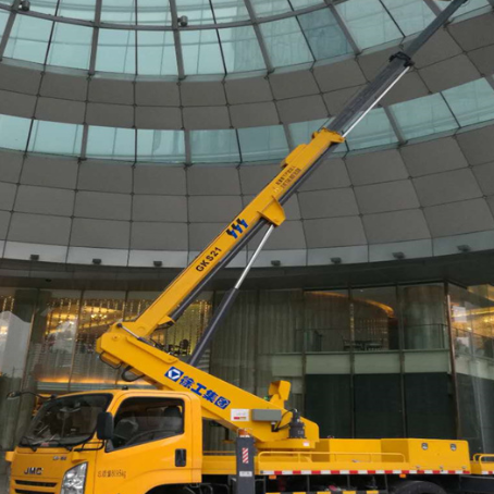 黄潭镇附近高空作业车租赁｜安全设备租赁｜高空安装|工程定制化方案｜亿立达设备租赁